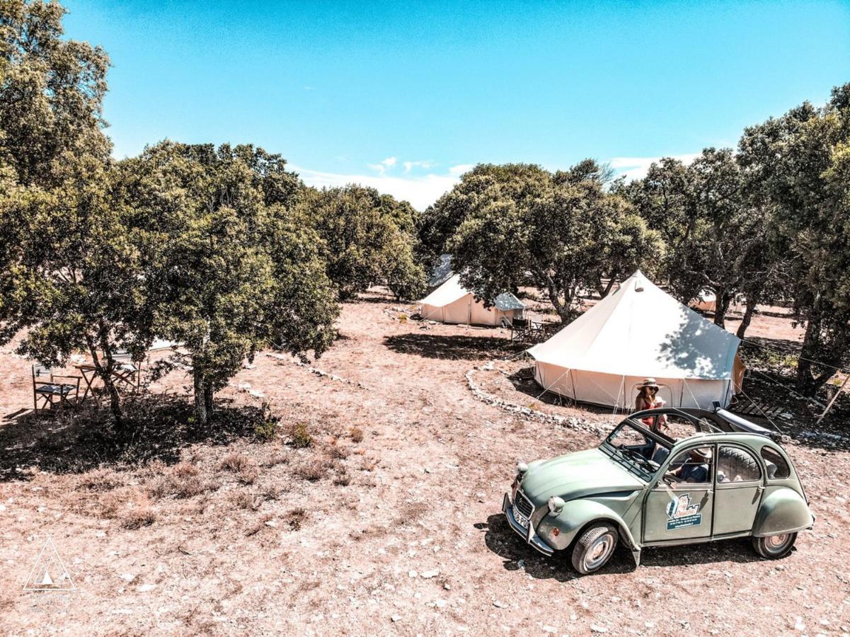 Hotel Lodg'Ing Nature Camp Luberon Saint-Michel-lʼObservatoire Exterior foto