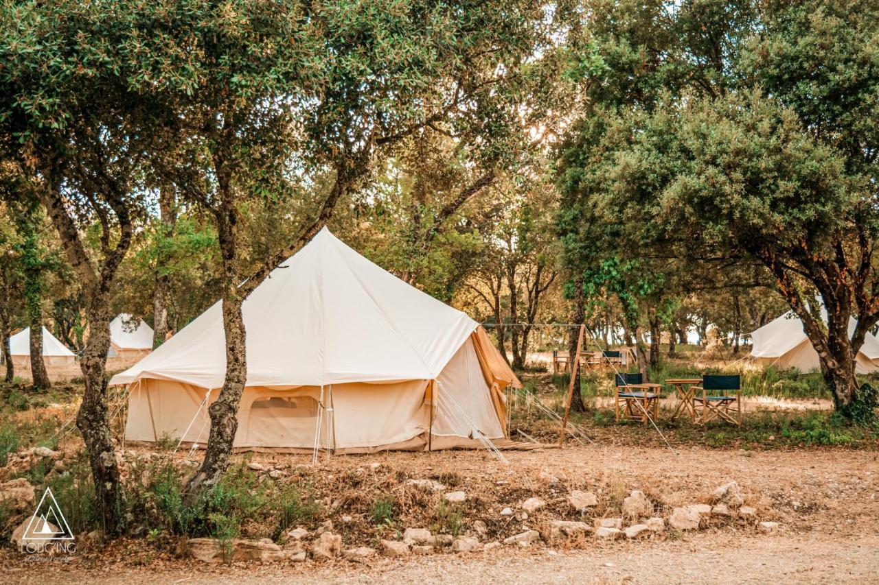 Hotel Lodg'Ing Nature Camp Luberon Saint-Michel-lʼObservatoire Exterior foto